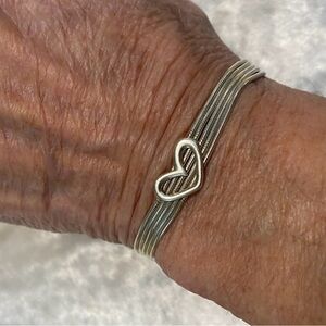 🍀925 Elegant Sterling Silver Heart Bracelet